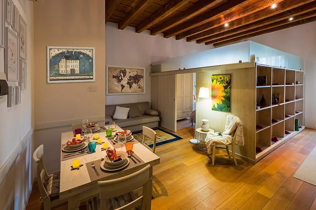 Deneb 19 Apartment Verona