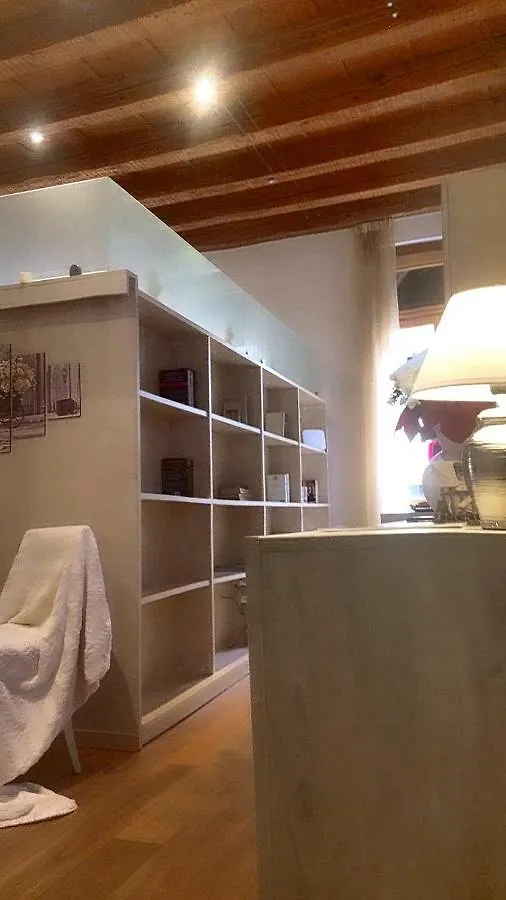 Deneb 19 Apartment Verona Italy